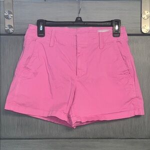 GAP Women's Downtown Khaki Shorts size 4 Pink